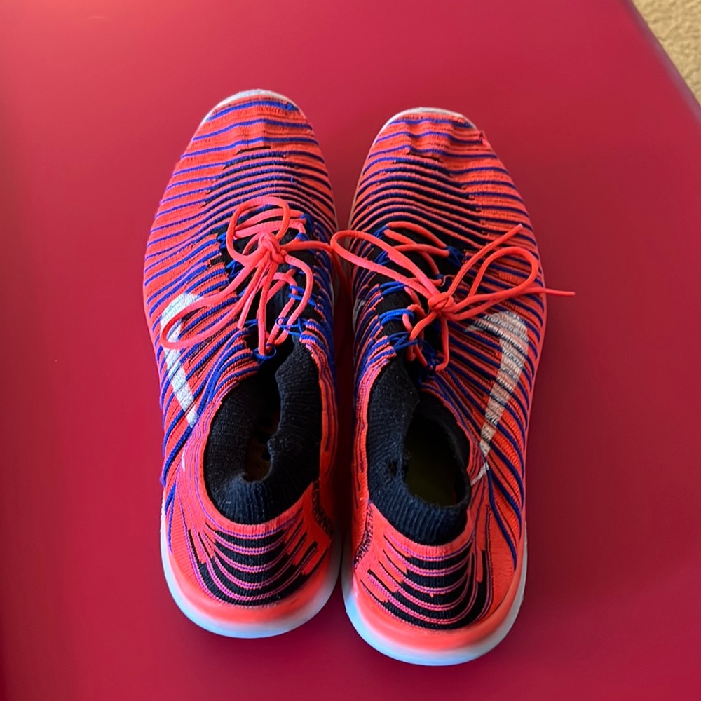 Nike trainer size 8